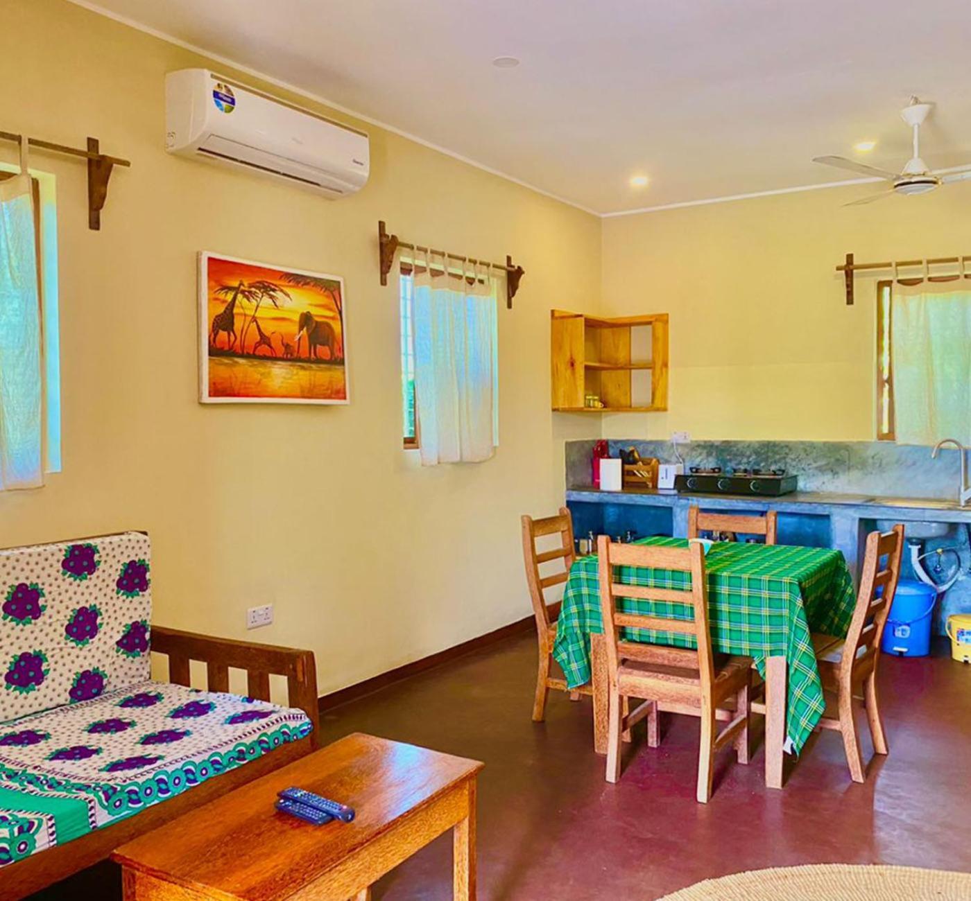 Diana Place Apartment *